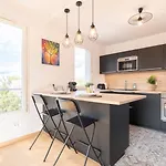 Beautiful Equipped Near Train Parking Apartment Lille